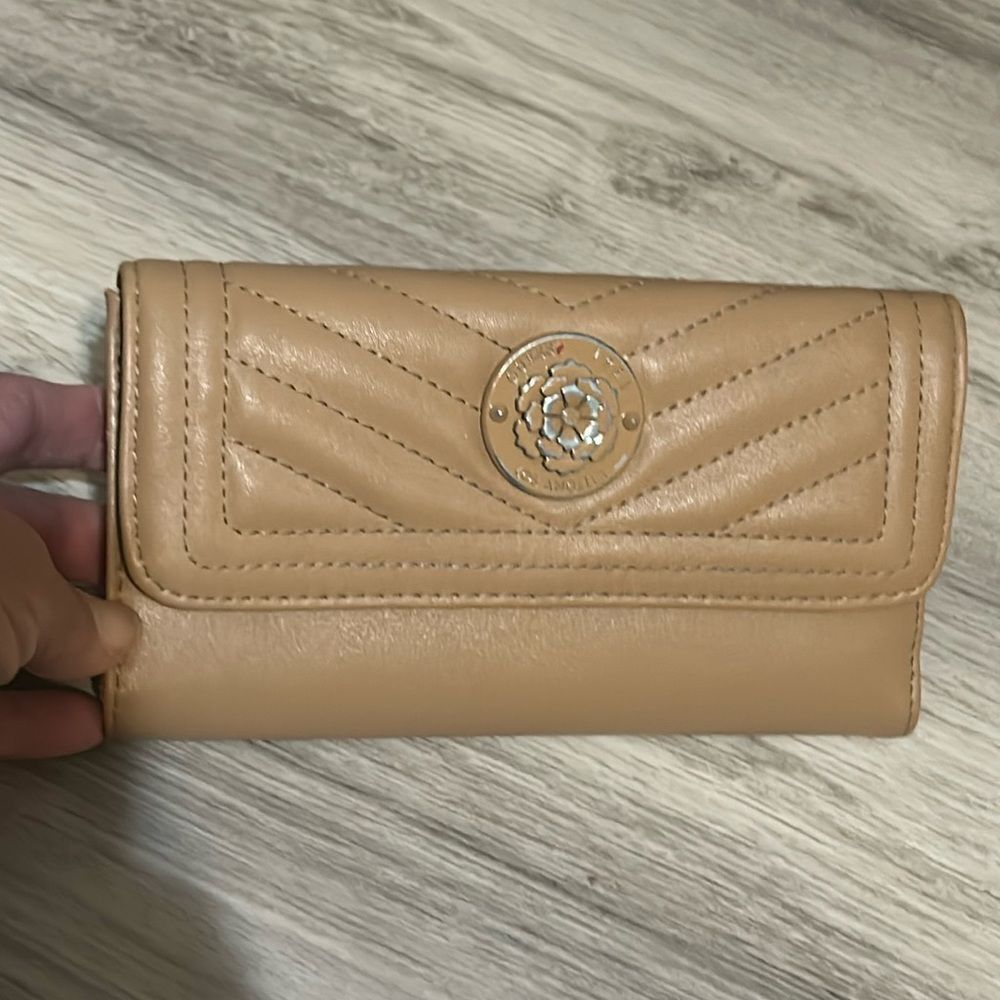 Guess Los Angeles Wallet preloved ❤️